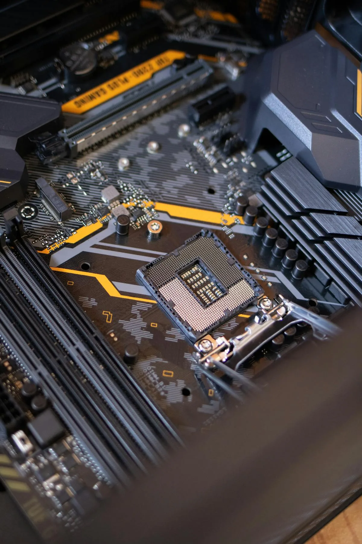 Đơn vị hash rate TH/s EH/s và ASIC hardware — tốc độ tính toán SHA-256 của toàn mạng miners