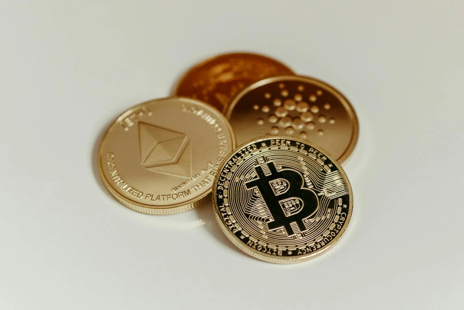 Ba loại cung token quan trọng trong tokenomics crypto