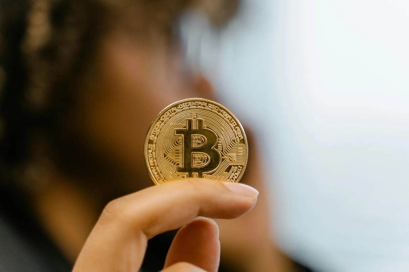 Token miễn phí nhưng không phải không có lý do: Cơ chế airdrop hoạt động như thế nào